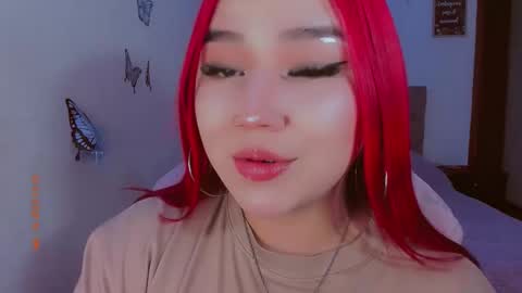 Snapshot of madison_x17 chatting on February 19, 6:15 pm madso x17 online show from February 19, 6:15 pm