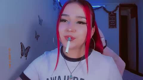 Snapshot of madison_x17 chatting on March 6, 10:39 pm madso x17 online show from March 6, 10:39 pm