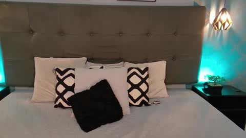 Madison Smith online show from January 30, 1:00 am