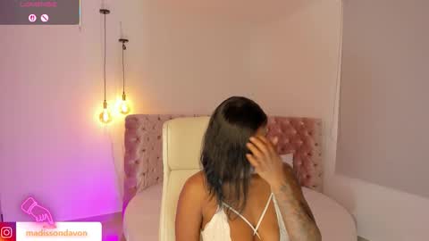 Snapshot of madisson_davon chatting on October 14, 8:31 pm Madisson Davon online show from October 14, 8:31 pm