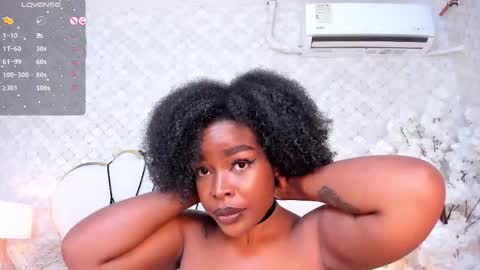 Madisson Lopez online show from October 31, 9:38 pm