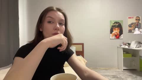 Mary online show from March 31, 1:22 pm