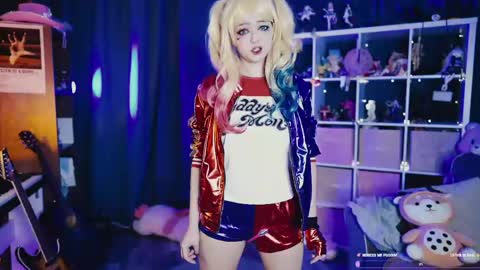 Alice online show from March 28, 7:46 pm