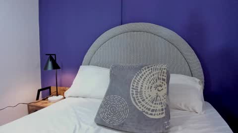 mady_collins online show from December 15, 5:10 pm