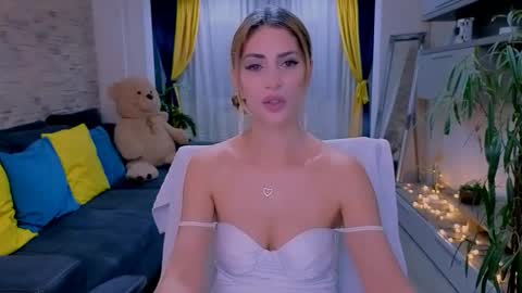 Madye Roberts online show from January 11, 9:53 pm