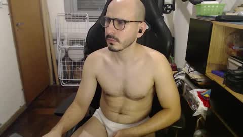 Snapshot of madziula chatting on February 2, 4:11 am Peter online show from February 2, 4:11 am