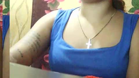 Snapshot of maeeia chatting on February 14, 10:17 pm maeeia online show from February 14, 10:17 pm