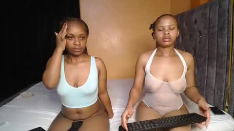 PENDO AND VIV online show from September 16, 11:28 pm