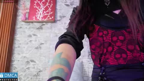 maevekuro online show from October 6, 3:04 am