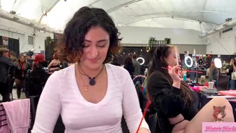 Snapshot of maevemads chatting on February 8, 8:56 pm Meaves online show from February 8, 8:56 pm