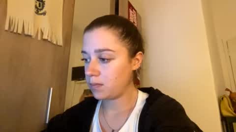 mafaldafurch online show from February 12, 6:58 pm