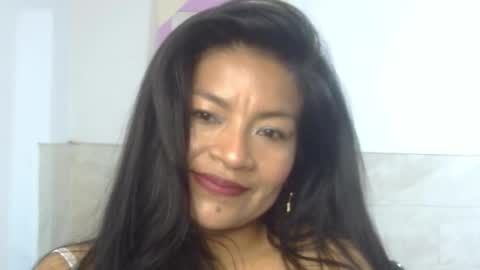 maferchavez88 online show from February 13, 5:09 pm