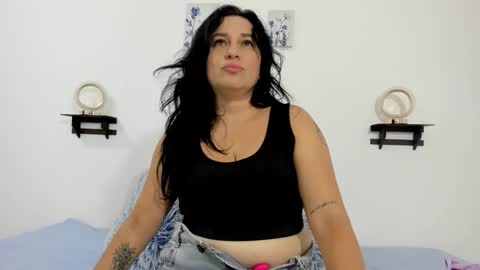 magentastudio2025 online show from February 5, 5:28 pm