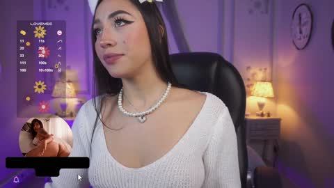   online show from February 3, 8:57 pm