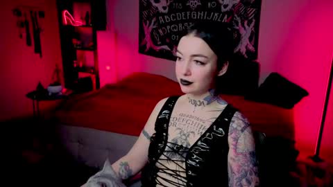 Magic Allie online show from May 13, 8:06 pm