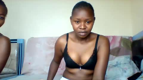 Snapshot of magic_bliss chatting on October 4, 9:07 am Bliss online show from October 4, 9:07 am