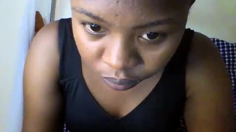 Snapshot of magic_bliss chatting on March 28, 3:28 am Bliss online show from March 28, 3:28 am