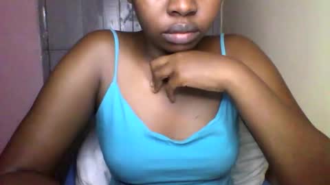 Snapshot of magic_bliss chatting on May 20, 4:02 pm Bliss online show from May 20, 4:02 pm