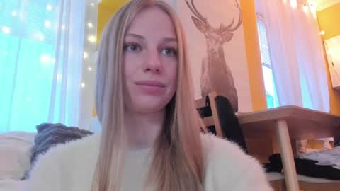 Snapshot of magic_couple13 chatting on December 21, 11:28 am Alice online show from December 21, 11:28 am