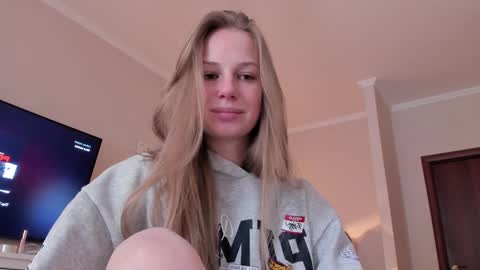 Snapshot of magic_couple13 chatting on February 8, 10:51 am Alice online show from February 8, 10:51 am