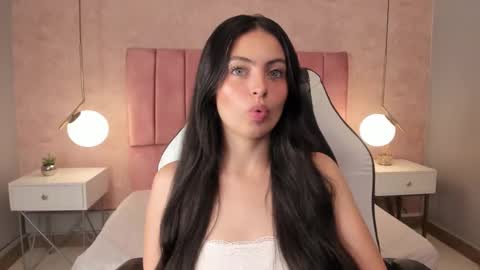 Fer online show from February 28, 9:44 pm