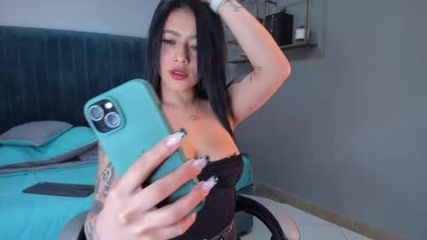 Snapshot of magic_isa chatting on September 25, 11:36 am Isa  online show from September 25, 11:36 am