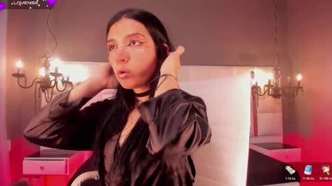 Snapshot of magic_isis_ chatting on March 4, 4:29 am Magic isis online show from March 4, 4:29 am