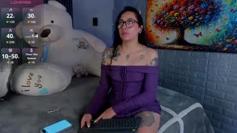 magic_ivone online show from April 27, 12:03 pm