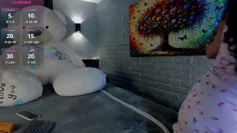 magic_ivone online show from June 26, 11:58 am