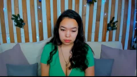 Snapshot of magic_lee chatting on December 8, 1:46 am Agata online show from December 8, 1:46 am