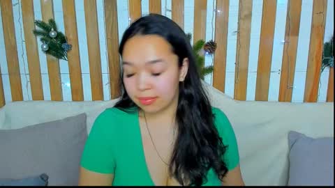 Snapshot of magic_lee chatting on December 9, 6:55 am Agata online show from December 9, 6:55 am