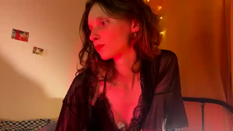 Mikky or Moon online show from February 1, 7:23 pm