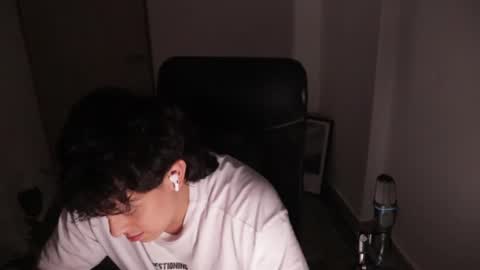 Tony Hoffa online show from March 5, 1:12 am