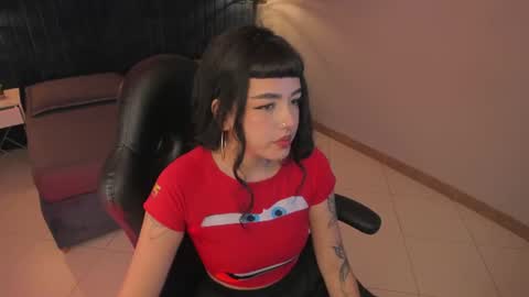 Zantana online show from July 2, 7:09 pm