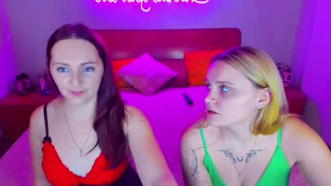 Lili and Bella online show from January 17, 10:22 am