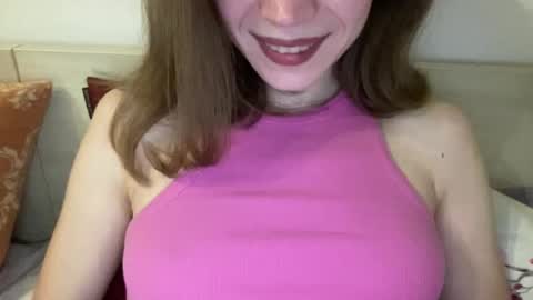 Snapshot of magicgirl50053 chatting on April 5, 4:48 pm magicgirl50053 online show from April 5, 4:48 pm