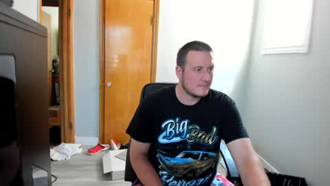 Snapshot of magicman176 chatting on July 19, 3:16 pm Magic176 online show from July 19, 3:16 pm