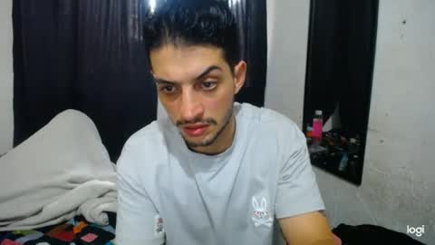 Snapshot of magico_9809 chatting on March 9, 9:08 pm BRAYAN online show from March 9, 9:08 pm