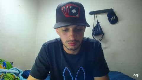 Snapshot of magico_9809 chatting on March 20, 5:01 am BRAYAN online show from March 20, 5:01 am