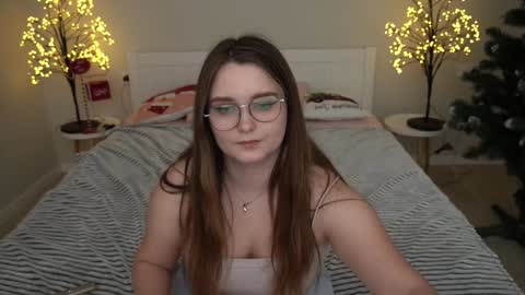 Emily online show from December 18, 5:00 pm