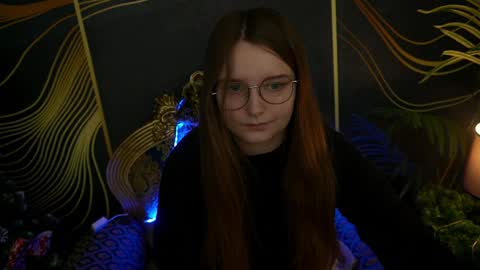 Emily online show from January 14, 1:17 pm