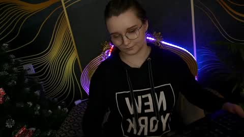 Emily online show from January 17, 5:08 pm