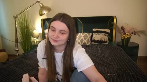 Emily online show from May 13, 6:33 am