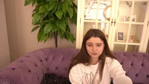 Emily online show from May 19, 12:22 pm