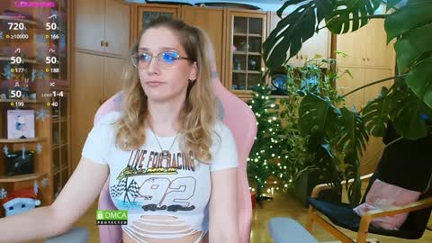 Nicole online show from December 19, 12:56 am
