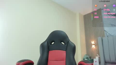 Snapshot of magievans1 chatting on May 20, 12:55 pm magievans1 online show from May 20, 12:55 pm