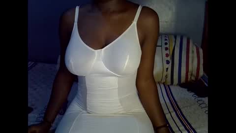 Snapshot of magizitah chatting on December 21, 1:29 pm magizitah online show from December 21, 1:29 pm