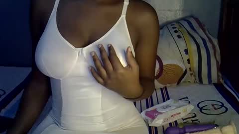 Snapshot of magizitah chatting on January 7, 9:01 am magizitah online show from January 7, 9:01 am