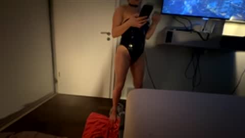 Snapshot of maglex chatting on April 5, 6:32 am maglex online show from April 5, 6:32 am