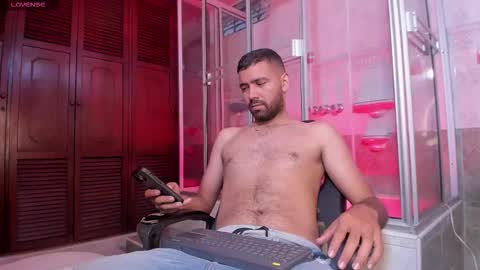 Snapshot of magnus_alejo chatting on October 2, 11:28 am Magnus Alejo online show from October 2, 11:28 am